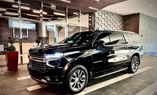 Luxury SUV transportation for families, executives and airport passengers in Miami